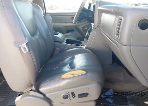 2005 Chevrolet Silverado 1500 Z71 from USA, damaged, VIN 2GCEK13T651107271